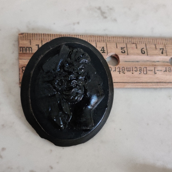 Antique Victorian Whitby Jet Bog Oak Mourning Brooch - Picture 15 of 16